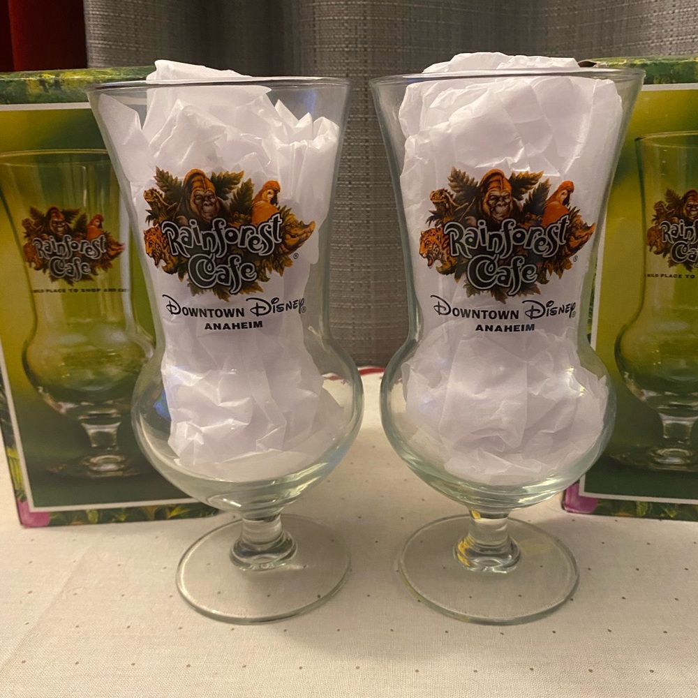 Rainforest Cafe Glasses Downtown Disney Anaheim In Original Boxes - Set Of 2